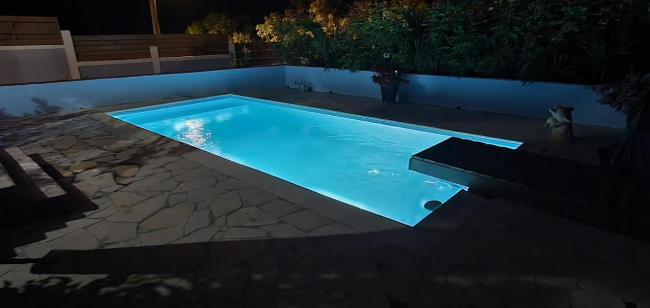 "Chez Claudia "Charmant Logement Avec Jacuzzi Privatif En Toute Intimite Sur Belle Terrasse Exterieure En Bois Et Piscine Courcelles Exteriér fotografie