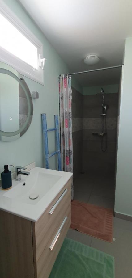 "Chez Claudia "Charmant Logement Avec Jacuzzi Privatif En Toute Intimite Sur Belle Terrasse Exterieure En Bois Et Piscine Courcelles Exteriér fotografie