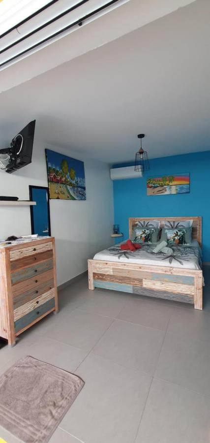 "Chez Claudia "Charmant Logement Avec Jacuzzi Privatif En Toute Intimite Sur Belle Terrasse Exterieure En Bois Et Piscine Courcelles Exteriér fotografie